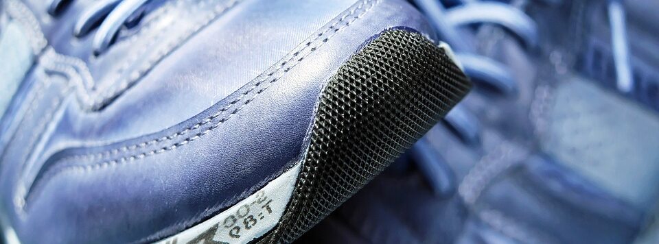 blue shoes